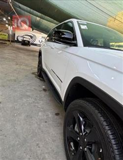 جیپ گراند شیرۆکی